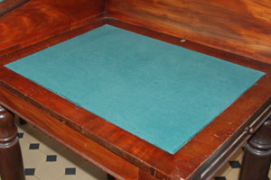 Imagen ilustrativa del artículo Cómo hacer un tapete de fieltro para una mesa de juegos