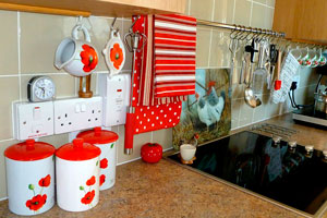 Imagen ilustrativa del artículo Cómo colocar una estantería de cocina