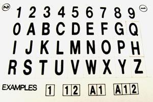 Imagen ilustrativa del artículo Cómo colocar letras adhesivas sobre vidrio